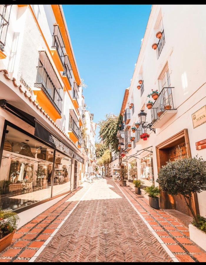 Apartamento Plaza De Los Naranjos Marbella Kültér fotó